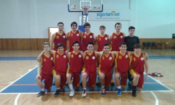 Özel Uğur Anadolu Lisesi Genç Erkek Basketbol Takımımız Çeyrek Finalde